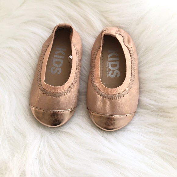 Brand New! Cotton On Kids ballet flats - Picture 1 of 2